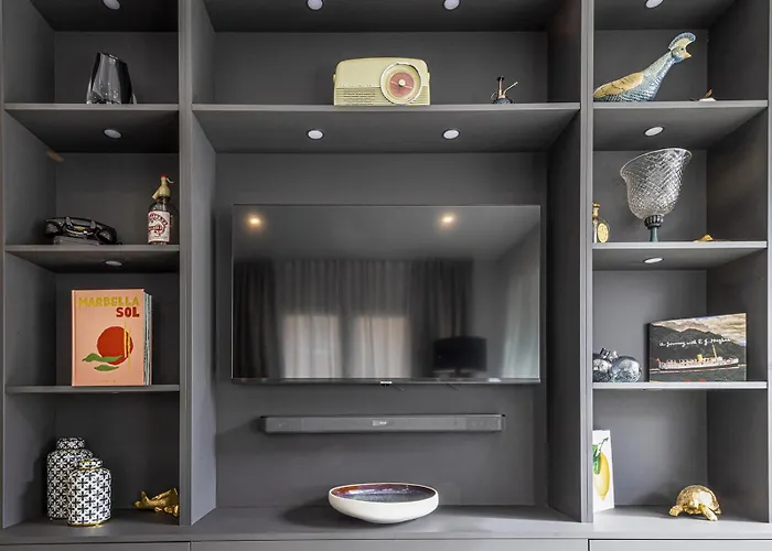 アパート 022 Stylish & Modern Apt, Near フエンヒロラ