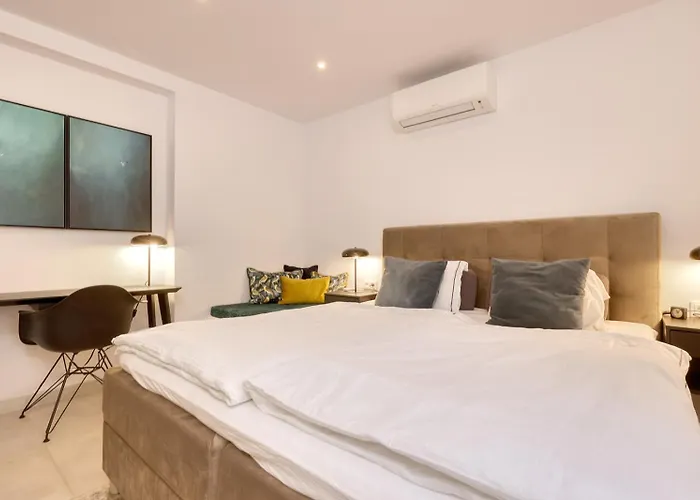 Apartment 022 Stylish & Modern Apt, Near Fuengirola