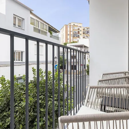 022 Stylish & Modern Apt, Near * Фуенхірола