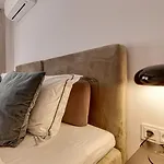022 Stylish & Modern Apt, Near * フエンヒロラ