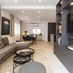 アパート 022 Stylish & Modern Apt, Near