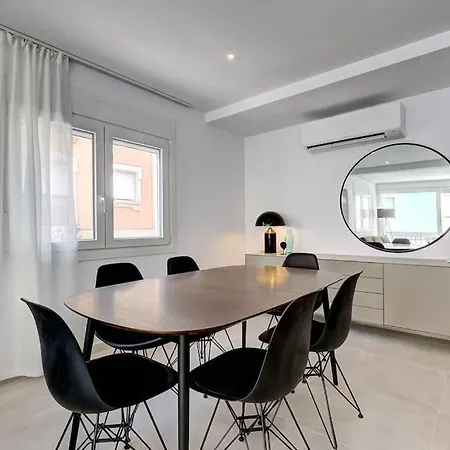 022 Stylish & Modern Apt, Near * Fuengirola