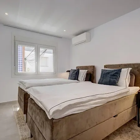022 Stylish & Modern Apt, Near Apartment Fuengirola
